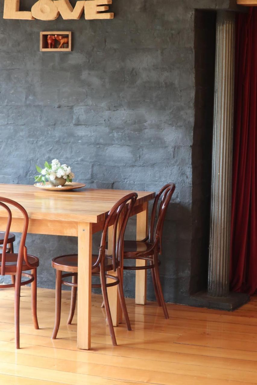Cherry Top Farmstay - Boutique Eco Village Lilydale Extérieur photo