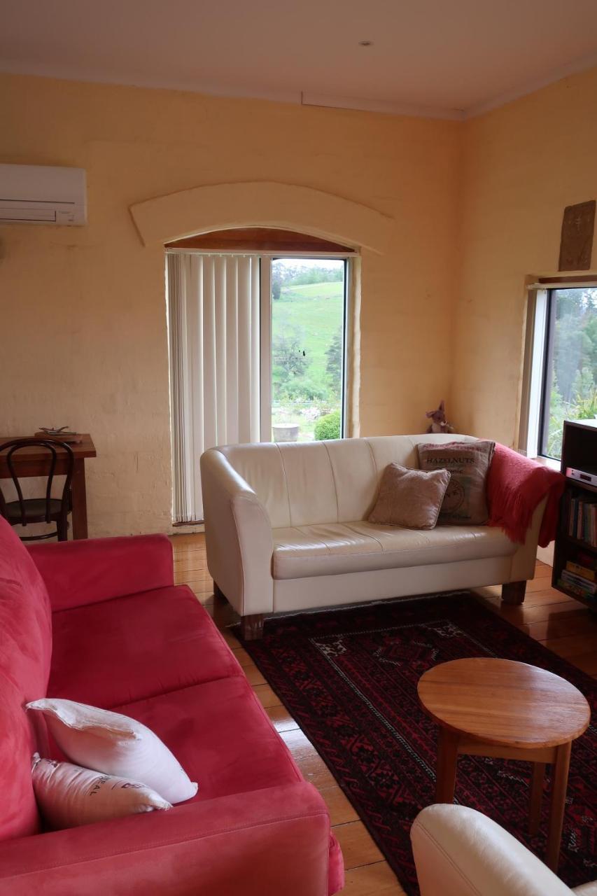 Cherry Top Farmstay - Boutique Eco Village Lilydale Extérieur photo